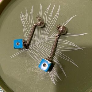 Vintage 925 Sterling Silver Earrings Cube dangle - turquoise colored stone